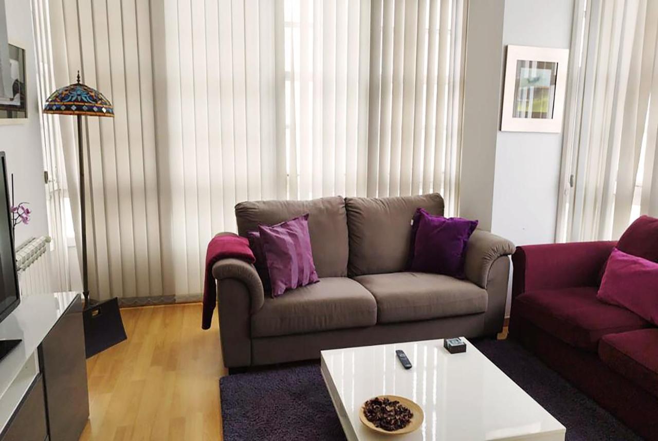 Purple&Brown Home Coruna 아 코루냐 외부 사진